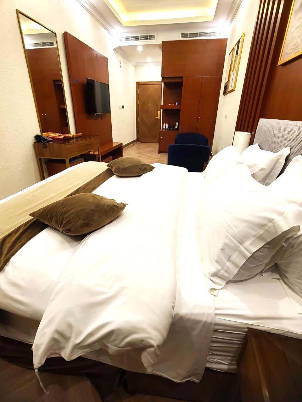 Smayah Hotel Riyadh Ngoại thất bức ảnh